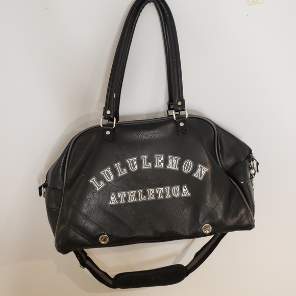 vintage lululemon gym bag Multi-Pocket Duffle Rokit Vintage Lululemon Gym Essentials Kit